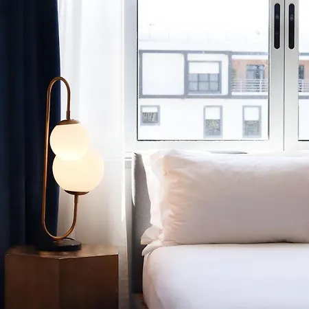 Airport Earth By Homing * Lisbona