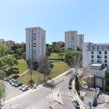 Airport Earth By Homing * Lisbona