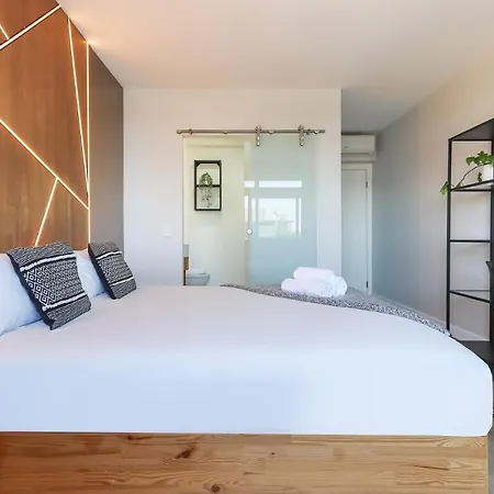 Airport Earth By Homing * Лісабон