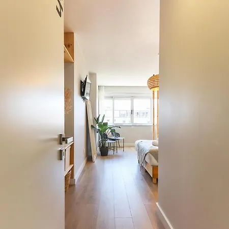 Гостьовий будинок Airport Earth By Homing Лісабон