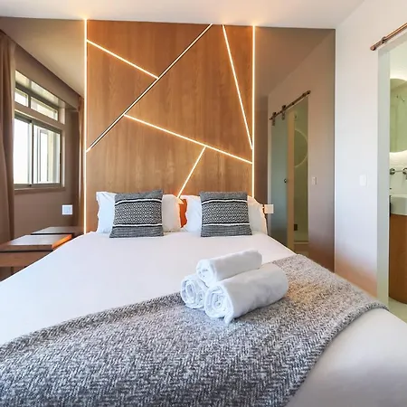 Airport Earth By Homing Πανσιόν *