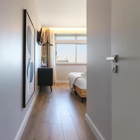 Airport Earth By Homing Πανσιόν Lisboa